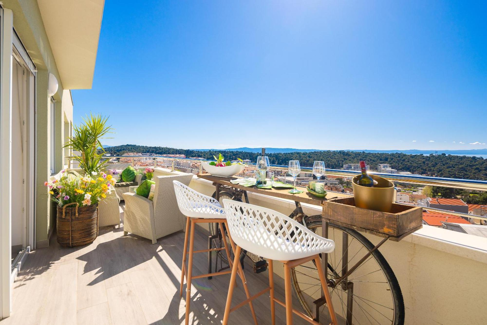 Luxury Penthouse With Jacuzzi, Panoramic View