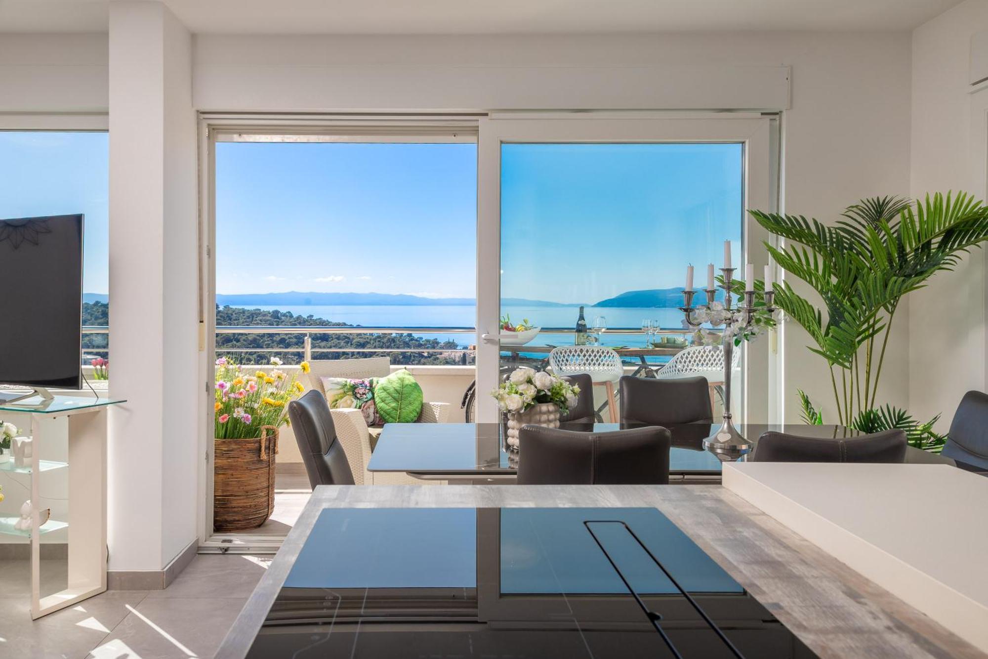 Apartment Luxury Penthouse With Jacuzzi, Panoramic View *
